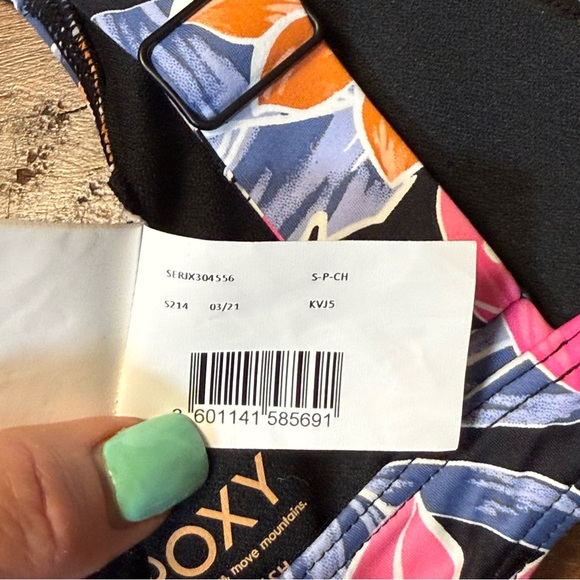Roxy Tropical Oasis triangle Floral Print Women's Swim Top size SMALL - Picture 8 of 13